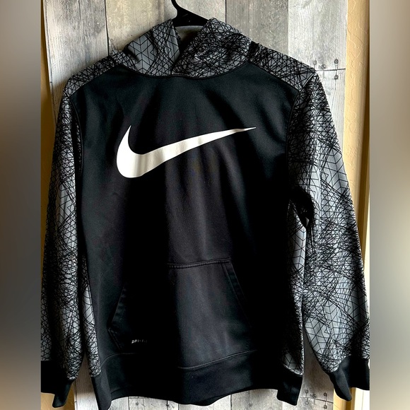 Nike Dri-Fit hoodie - Picture 1 of 4
